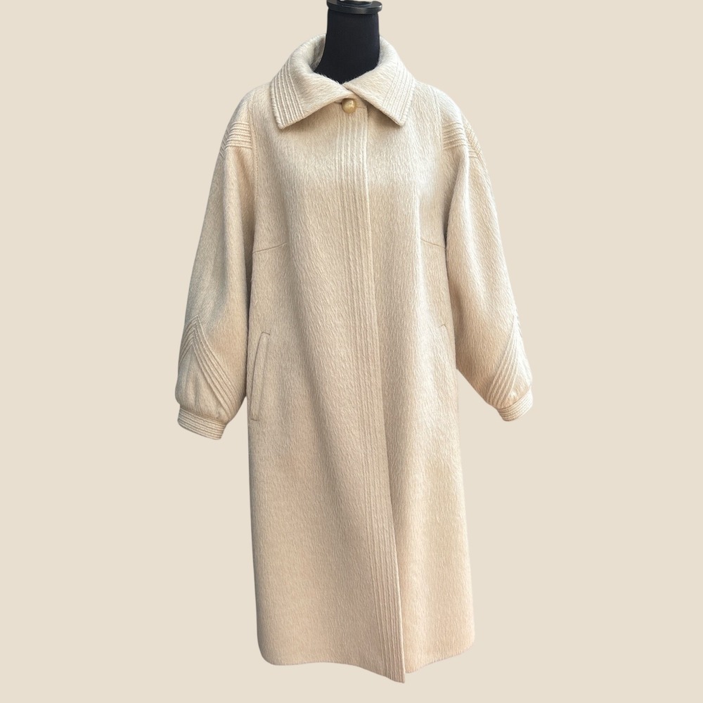 Vintage High-End German Classic CAWL Cream Llama/Mohair/Wool Coat, Large/XL